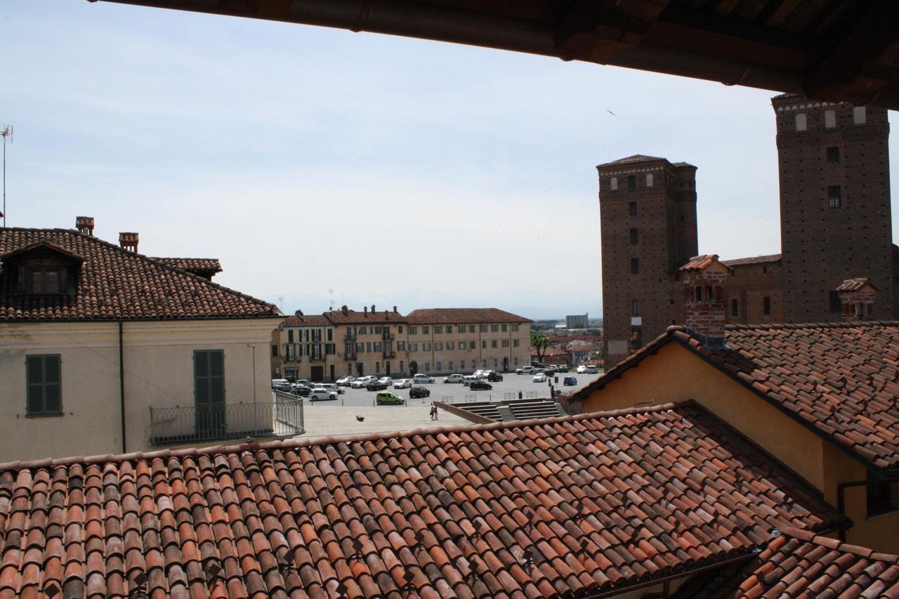 Palazzo Sacco Hostello Fossano Exterior foto
