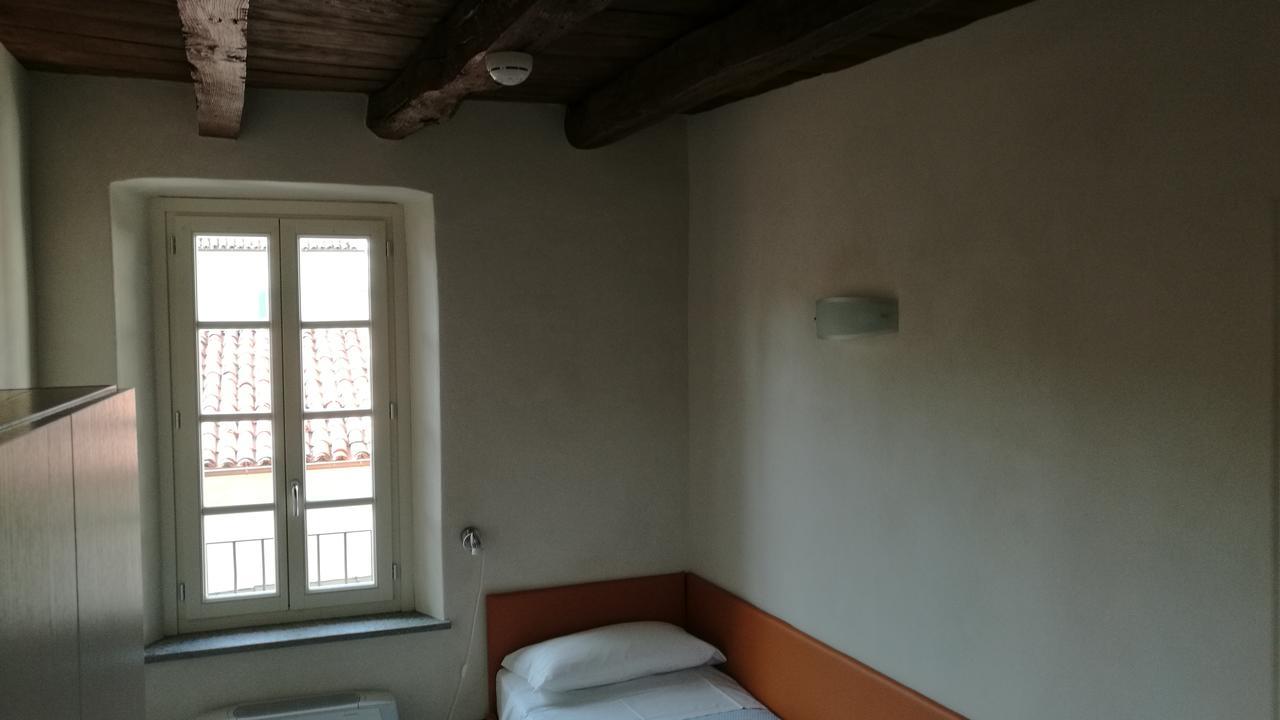 Palazzo Sacco Hostello Fossano Exterior foto